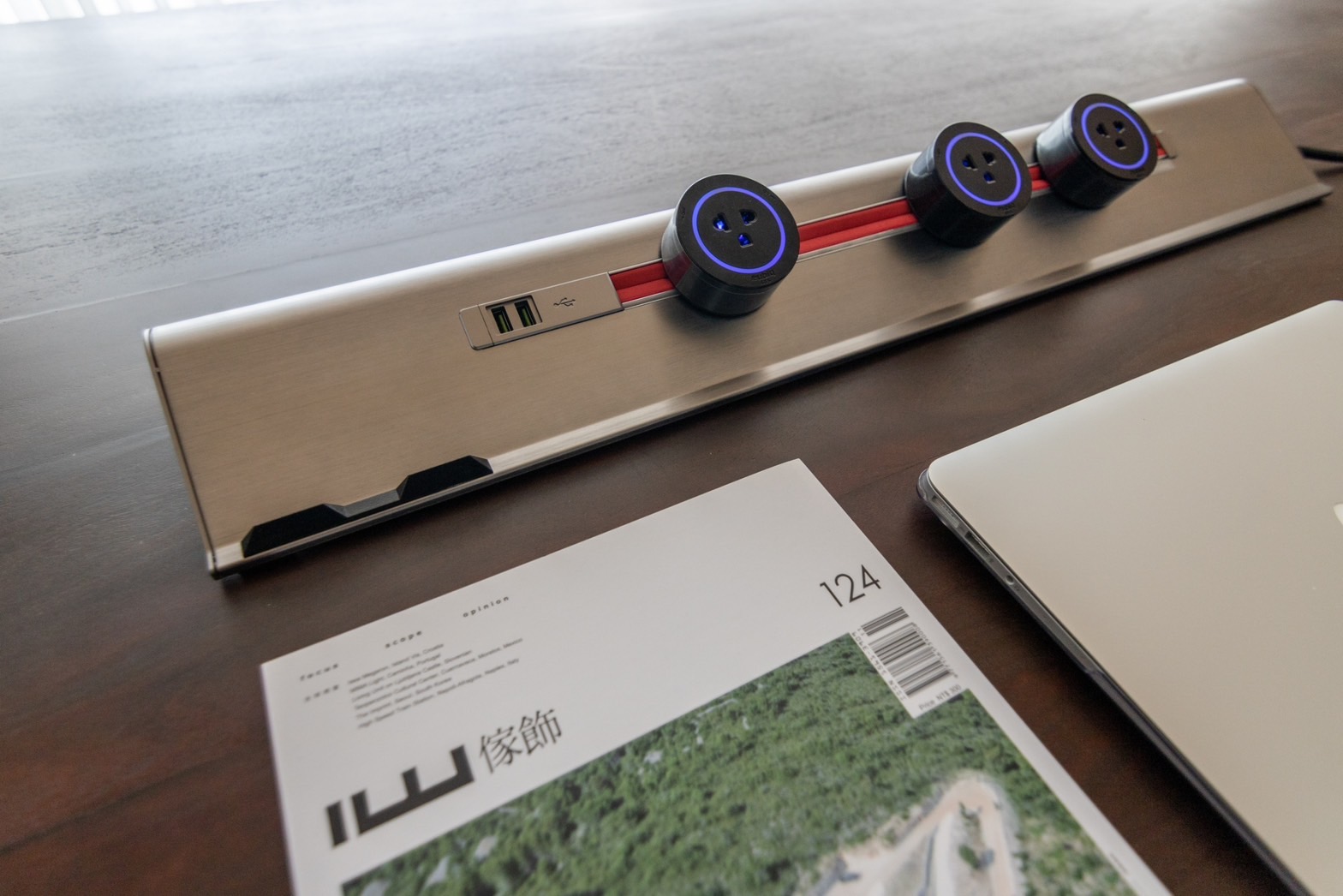 Eubiq 移動式插座 型號 DT1.0-THL【鈦色 DT1】 DT1.0-BHL【黑色 DT1】獨立式移動式插座 78cm:圖片 4